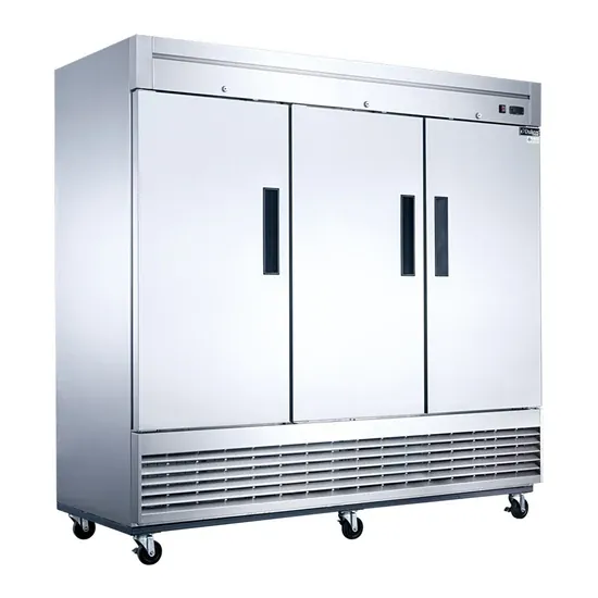 Reach-in refrigerator